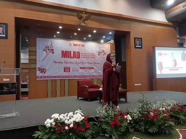 Indari Mastuti founder Indscript Creative