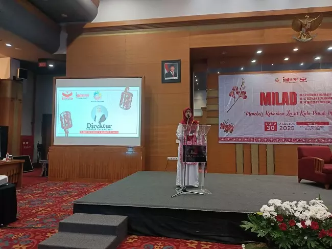 Sekolah Perempuan Indscript Creative