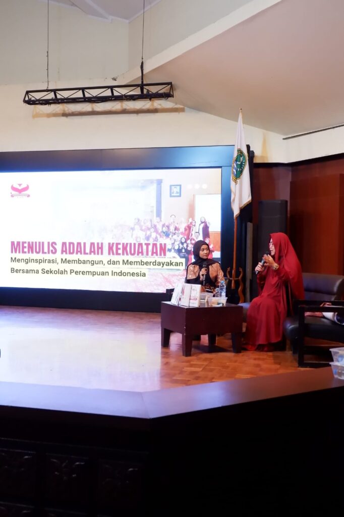 Kolaborasi Indscript Creative dan Bitread