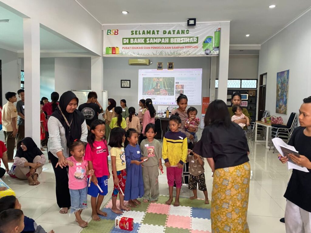 Kampung Bersinar: Dari Sampah Jadi Cahaya Perubahan