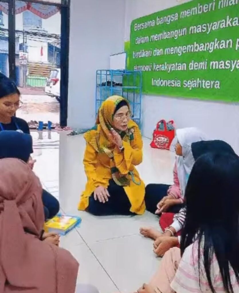 Kelas Bersinar: Dari Sampah Lahir Cahaya Ilmu