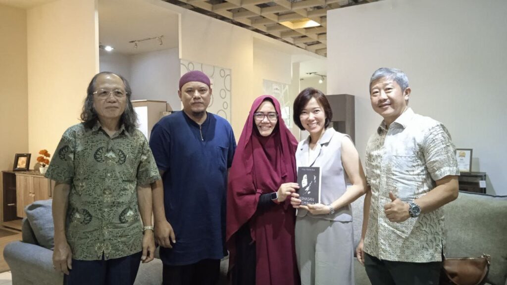 Menulis Buku yang Personal