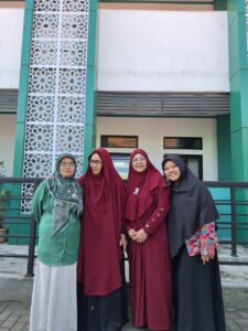 Together Goes to School