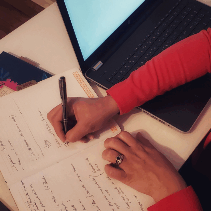 Rahasia Penulis Produktif: Ide Menulis Mengalir Tiap Hari