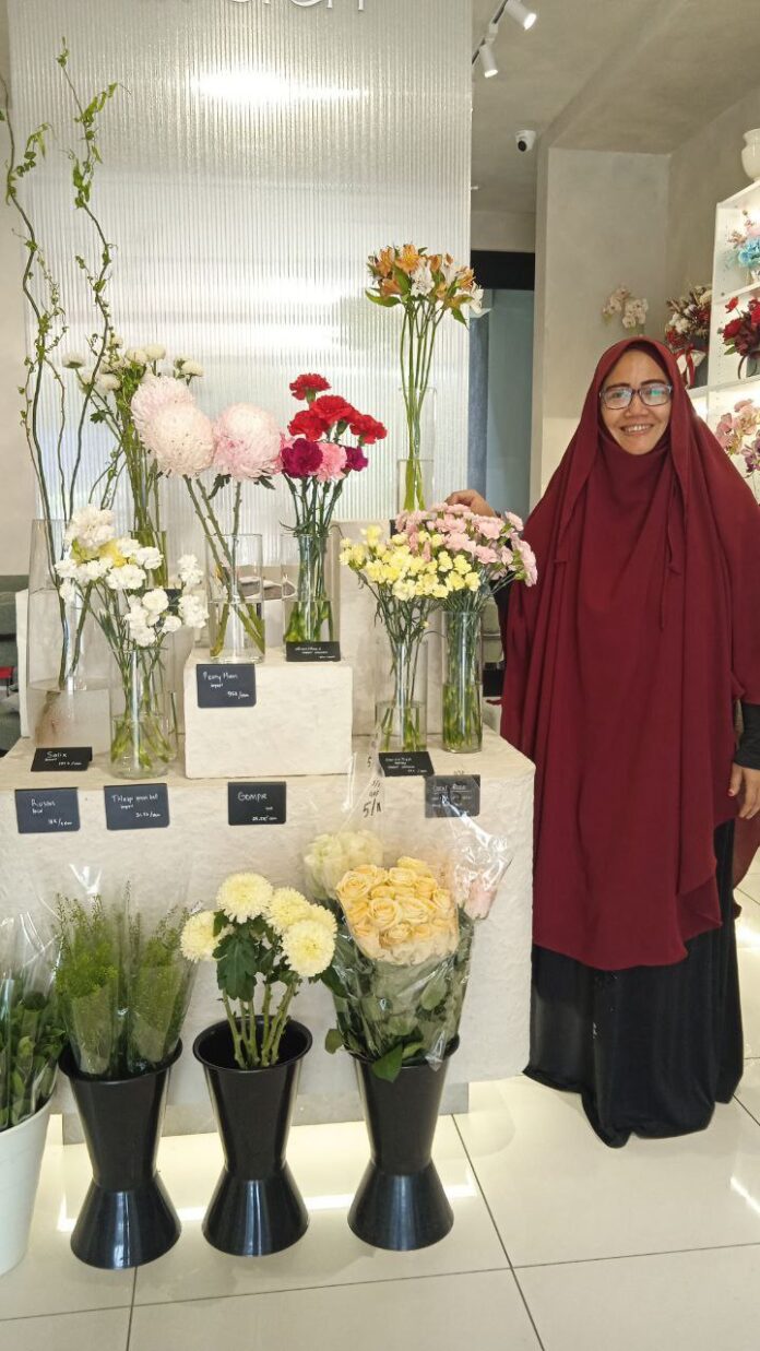 Kunjungan di Little Puff