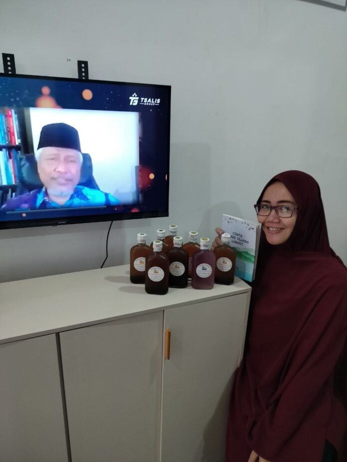 Selalu Ingat pada Kombucha dan Ibu Dini Masitah
