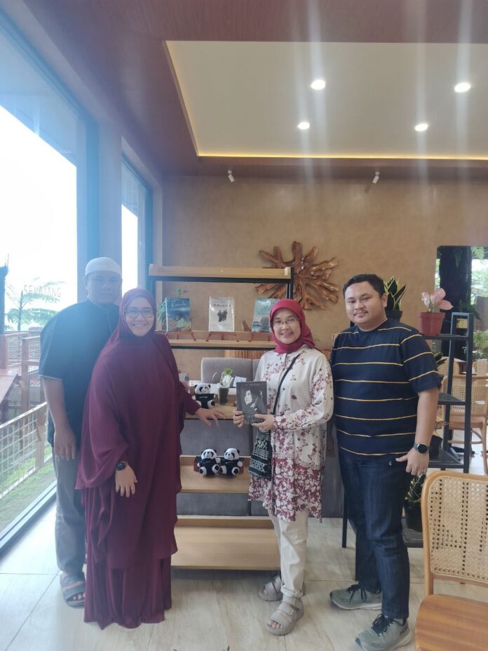 Pertemuan di Villa Selayang