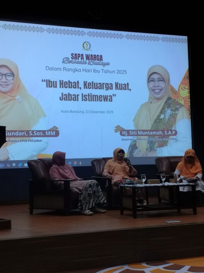 bu Siti Muntamah, Wakil Ketua Komisi V DPRD Jabar